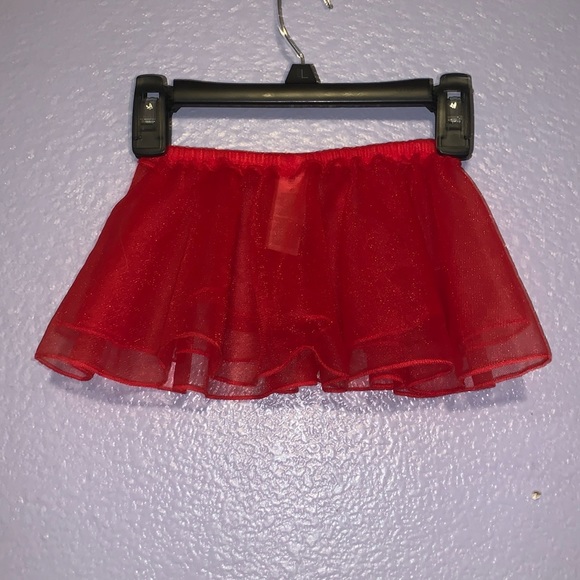 Carter’s red sheer tulle 2T skirt - Picture 4 of 5